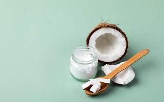 Die erstaunlichen Vorteile von Kokosöl für gesunde Zähne und Zahnfleisch